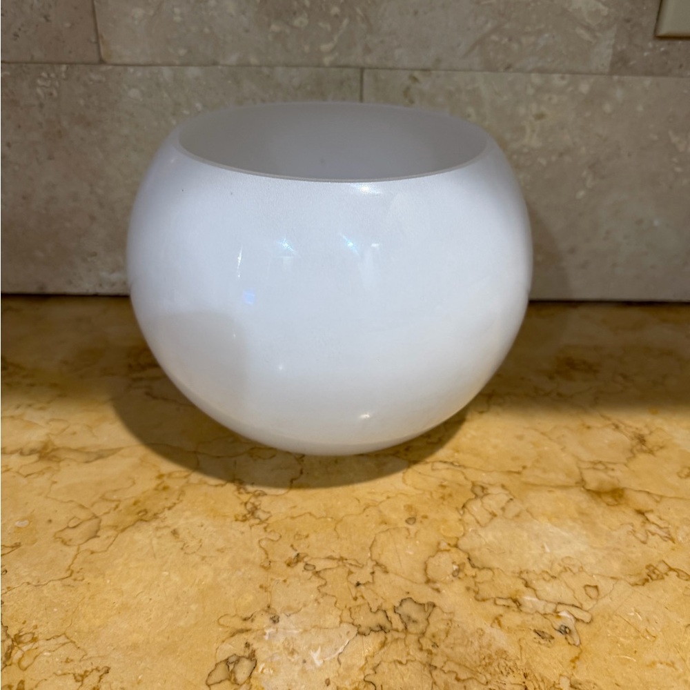 Elegant White Glass Vase new
